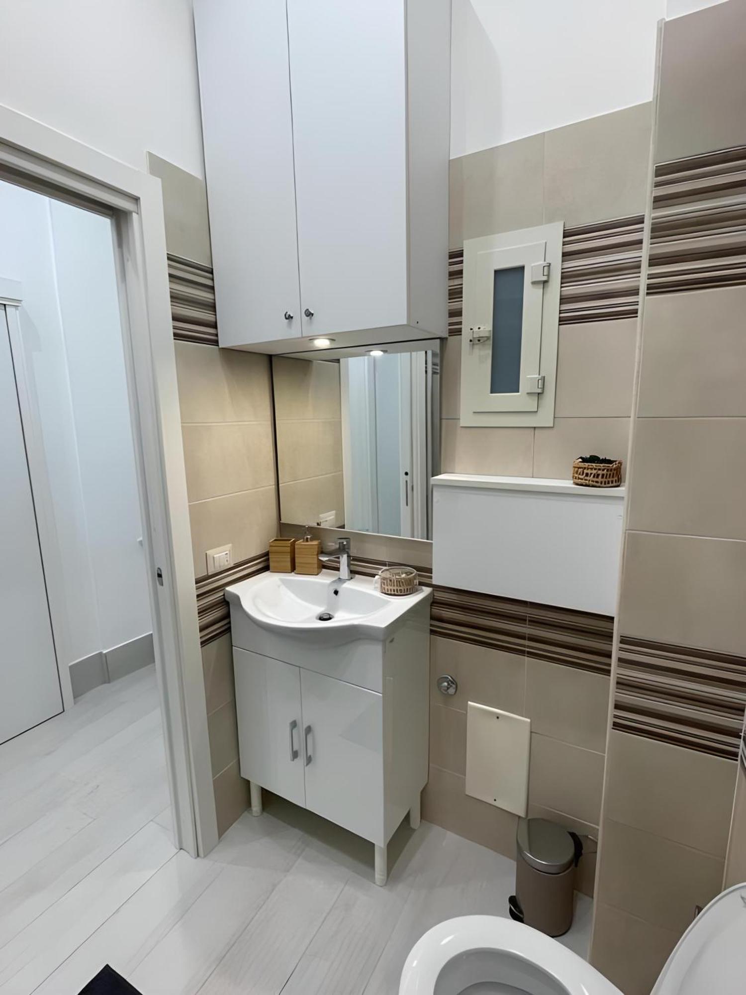 Il Vicoletto Del Castello Hotel Naples Luaran gambar